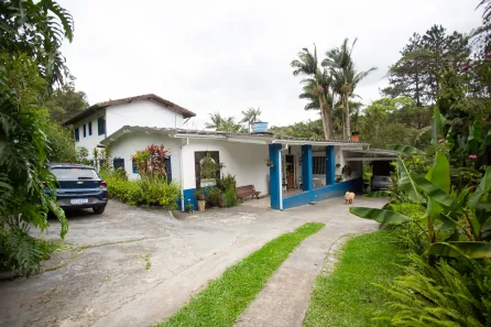 Fazenda / Sítio / Chácara com 8 Quartos à venda, 800m² no Barrinha, São Lourenço da Serra