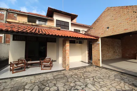 Sobrado com 5 Quartos à venda, 315m² no Jacumã, Conde