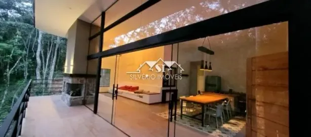 Casa com 3 Quartos à venda, 150m² no Araras, Petrópolis