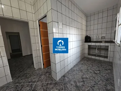Casa de Vila com 2 Quartos para alugar, 60m² no Porto Novo, São Gonçalo
