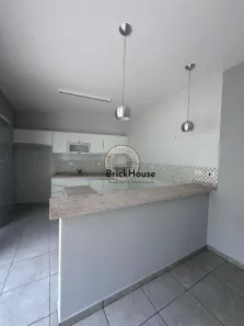 Casa de Condomínio com 3 Quartos para venda ou aluguel, 146m² no Taboão, São Roque