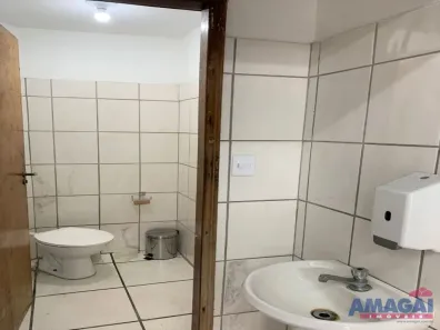 Casa Comercial para alugar, 65m² no Parque Itamarati, Jacareí