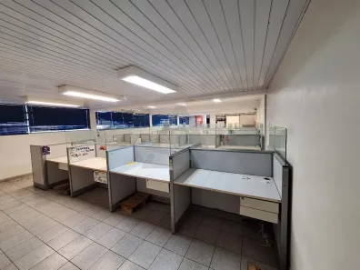 Galpão / Depósito / Armazém para venda ou aluguel, 2272m² no Jardim Santa Genebra, Campinas