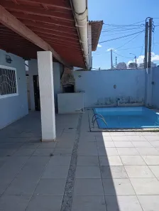 Casa com 3 Quartos para alugar, 250m² no Parque do Jiqui, Parnamirim