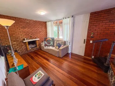 Casa de Condomínio com 3 Quartos à venda, 155m² no Quitandinha, Petrópolis