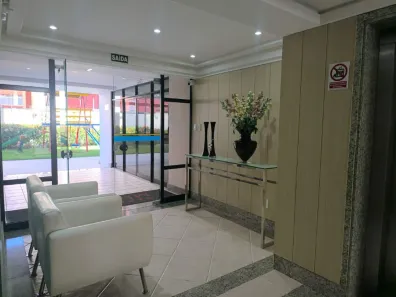 Apartamento com 2 Quartos para alugar, 55m² no Grageru, Aracaju