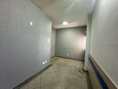 Conjunto Comercial / Sala para alugar, 24m² no Centro, Carapicuíba