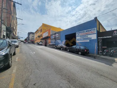 Galpão / Depósito / Armazém com 1 Quarto à venda, 800m² no Santo Antônio, Divinópolis