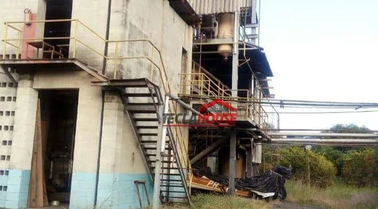 Galpão / Depósito / Armazém à venda, 13000m² no Centro, Salto