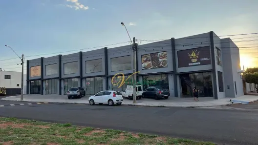 Conjunto Comercial / Sala para alugar, 85m² no Residencial Moreira e Guimarães, Mirassol
