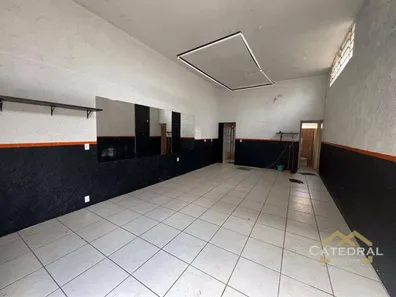 Conjunto Comercial / Sala para alugar, 90m² no Centro, Jundiaí