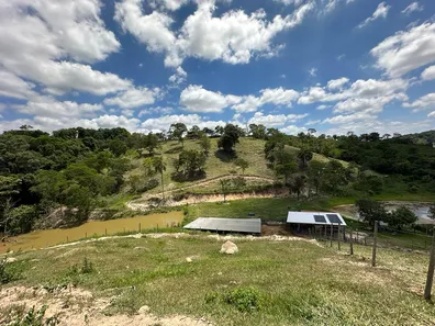 Fazenda / Sítio / Chácara com 4 Quartos à venda, 130000m² no Centro, Florestal