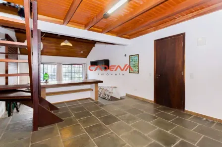 Casa com 5 Quartos para alugar, 400m² no Boa Vista, Curitiba