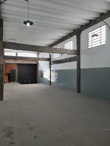 Galpão / Depósito / Armazém para alugar, 140m² no Vila Endres, Guarulhos