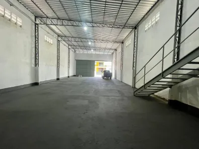 Galpão / Depósito / Armazém para alugar, 290m² no Novo Aleixo, Manaus
