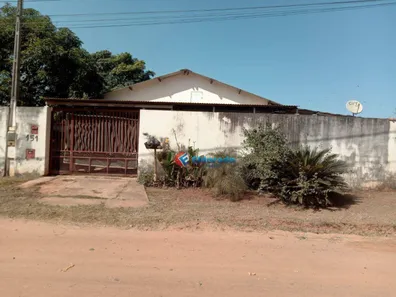 Fazenda / Sítio / Chácara com 4 Quartos à venda, 200m² no Parque Dante Marmirolli, Sumaré