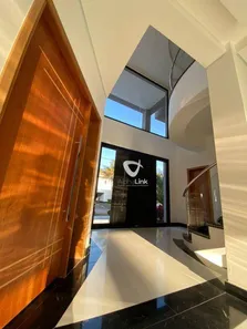 Casa de Condomínio com 5 Quartos para venda ou aluguel, 750m² no Tamboré, Santana de Parnaíba