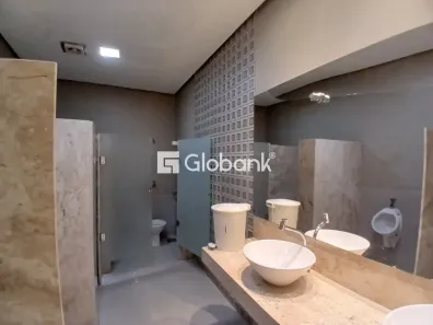 Galpão / Depósito / Armazém para venda ou aluguel, 430m² no Guarujá, Montes Claros
