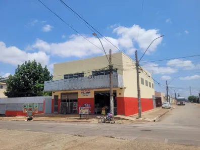 Prédio Inteiro com 1 Quarto à venda, 250m² no Ceilândia Norte, Brasília