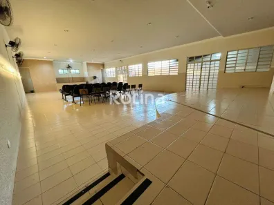 Galpão / Depósito / Armazém à venda, 181m² no Planalto, Uberlândia
