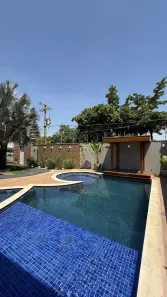 Fazenda / Sítio / Chácara com 3 Quartos para alugar, 303m² no Recanto Jatobá, Americana