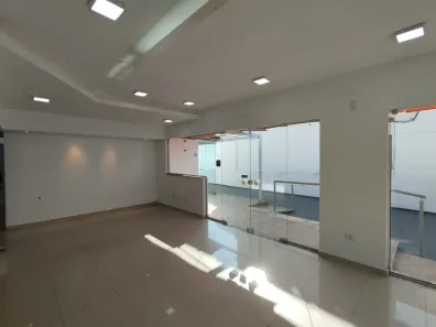 Casa Comercial com 3 Quartos para alugar, 114m² no Jardim Santista, Mogi das Cruzes