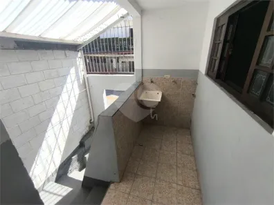 Casa de Vila com 1 Quarto para alugar, 65m² no Jardim Clementino, Taboão da Serra