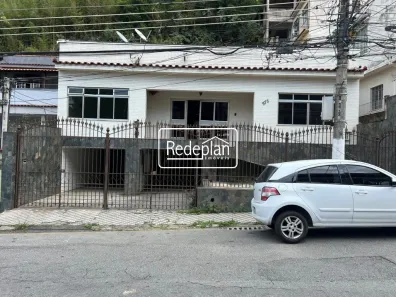 Casa com 4 Quartos à venda, 262m² no Ano Bom, Barra Mansa