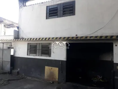 Galpão / Depósito / Armazém para venda ou aluguel, 450m² no Bingen, Petrópolis