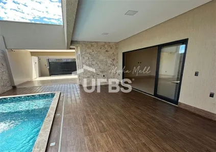 Sobrado com 3 Quartos à venda, 225m² no Setor Cristina II Expansão, Trindade