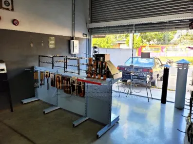 Galpão / Depósito / Armazém com 4 Quartos à venda, 492m² no Jd N Sra Salete, Araçoiaba da Serra