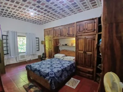 Fazenda / Sítio / Chácara com 2 Quartos à venda, 200m² no , Piraí