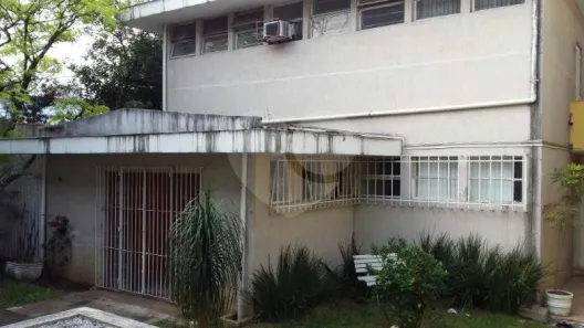 Casa com 4 Quartos para alugar, 300m² no Brooklin Novo, São Paulo