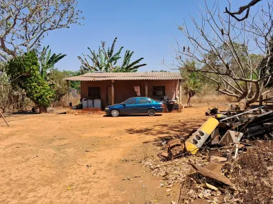 Fazenda / Sítio / Chácara com 2 Quartos à venda, 30000m² no , Brasília