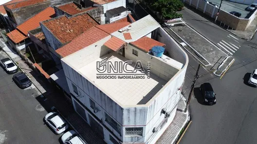 Casa com 3 Quartos à venda, 380m² no São José, Aracaju