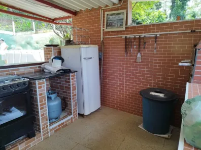 Fazenda / Sítio / Chácara com 3 Quartos à venda, 3000m² no , Nazaré Paulista