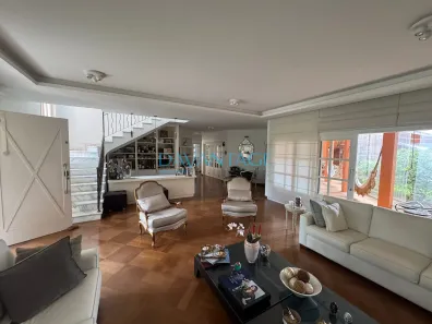 Casa de Condomínio com 4 Quartos para venda ou aluguel, 700m² no Residencial Tamboré, Barueri