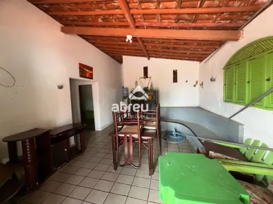 Casa com 4 Quartos à venda, 300m² no Pitangui, Extremoz
