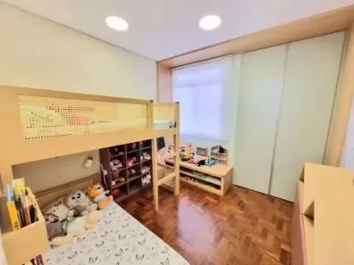Apartamento com 2 Quartos à venda, 49m² no Centro, Curitiba