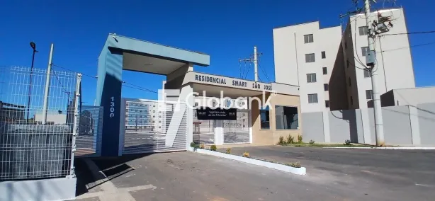 Apartamento com 2 Quartos para alugar, 45m² no São José, Montes Claros