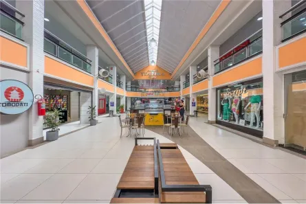 Prédio Inteiro à venda, 3840m² no Centro, Itatiba