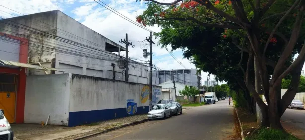 Casa Comercial à venda, 431m² no Parque São Caetano, Campos dos Goytacazes