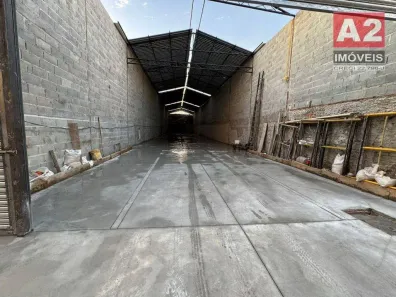 Galpão / Depósito / Armazém para alugar, 400m² no Quitaúna, Osasco