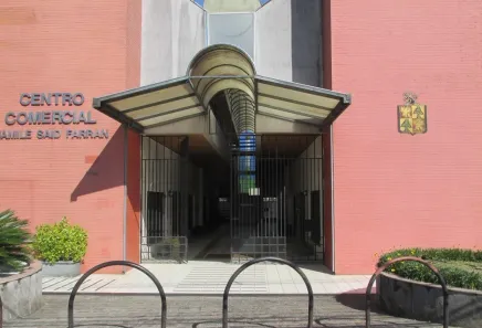Loja / Salão / Ponto Comercial à venda, 34m² no Mercês, Curitiba
