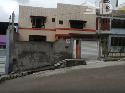 Casa com 3 Quartos para alugar, 210m² no Centro, Itabuna