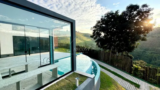 Casa de Condomínio com 3 Quartos à venda, 180m² no , Paraíba do Sul