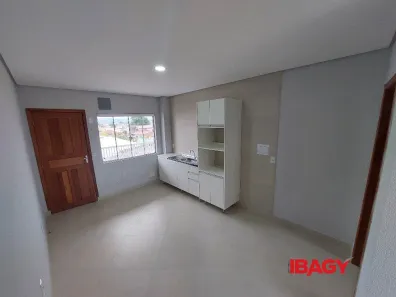 Kitnet para alugar, 24m² no Barra do Aririú, Palhoça