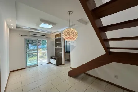 Cobertura com 3 Quartos para alugar, 86m² no Pimenteiras, Teresópolis