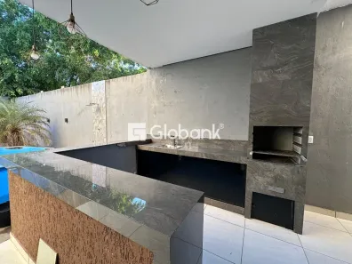 Casa com 3 Quartos para alugar, 120m² no Vila Sion, Montes Claros