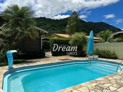 Casa de Condomínio com 4 Quartos à venda, 232m² no Cotia, Guapimirim
